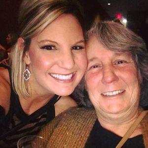 Meet your Posher, Carrie